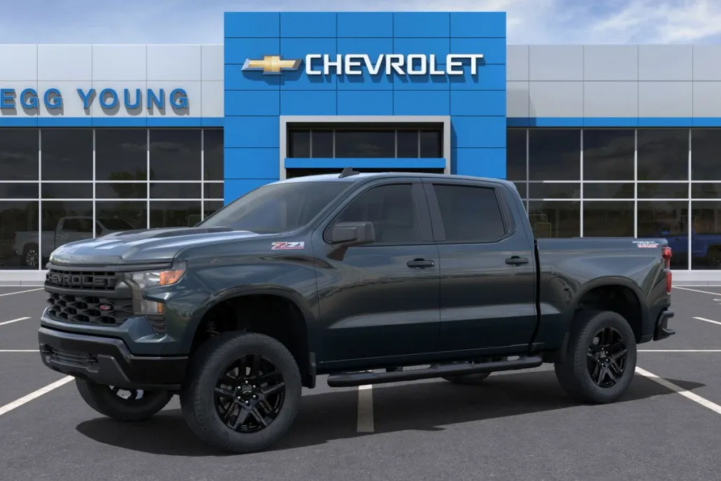2025 Chevrolet Silverado 1500 Custom Trail Boss photo 1