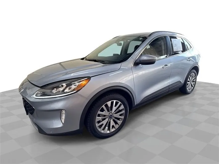 2022 Ford Escape Titanium photo 1