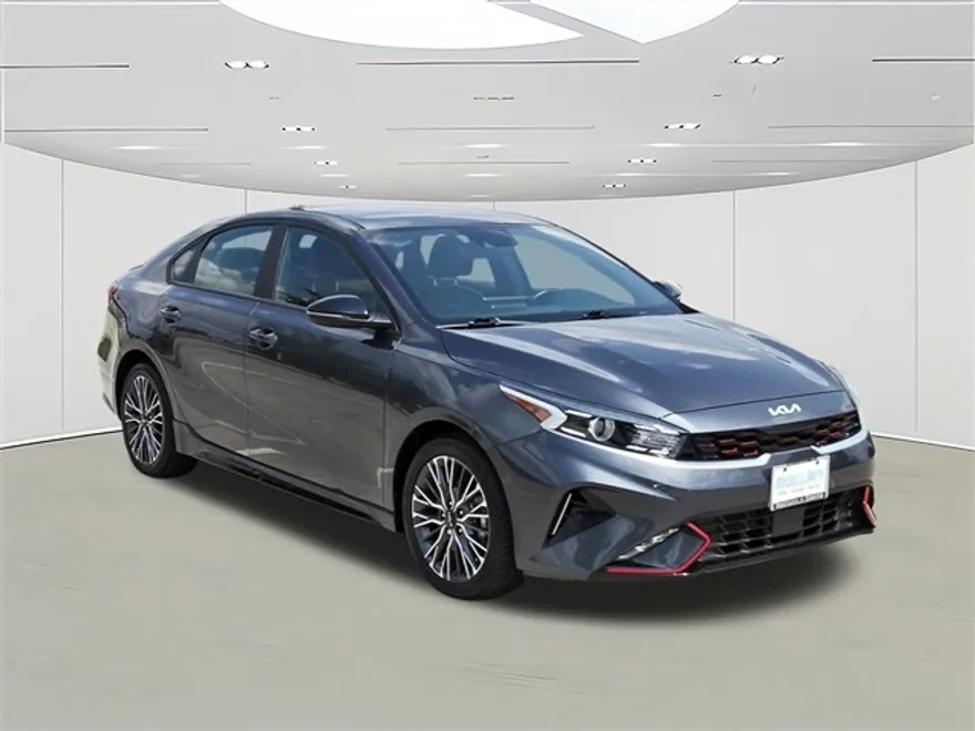 2024 Kia Forte GT-Line photo 1