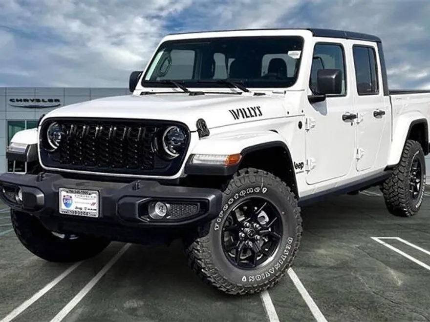 2025 Jeep Gladiator Willys photo 1