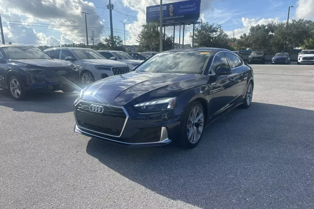 2022 Audi A5 Premium Plus 40 TFSI Quattro photo 1