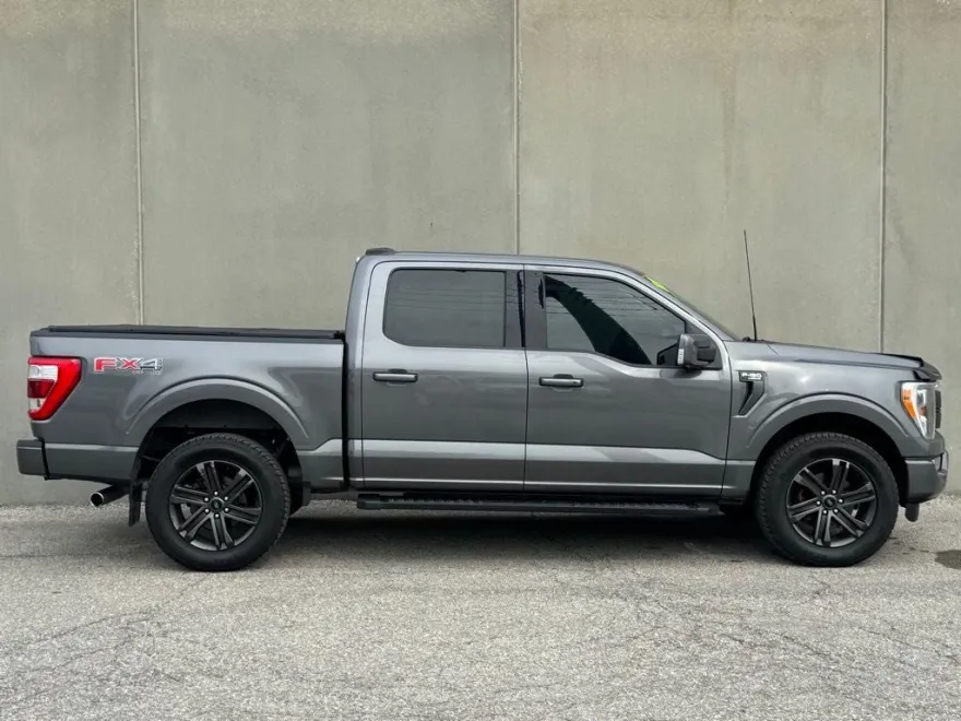 2022 Ford F-150 Lariat photo 1
