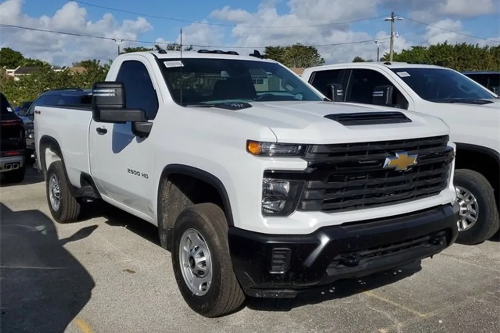 2025 Chevrolet Silverado 2500HD photo 1