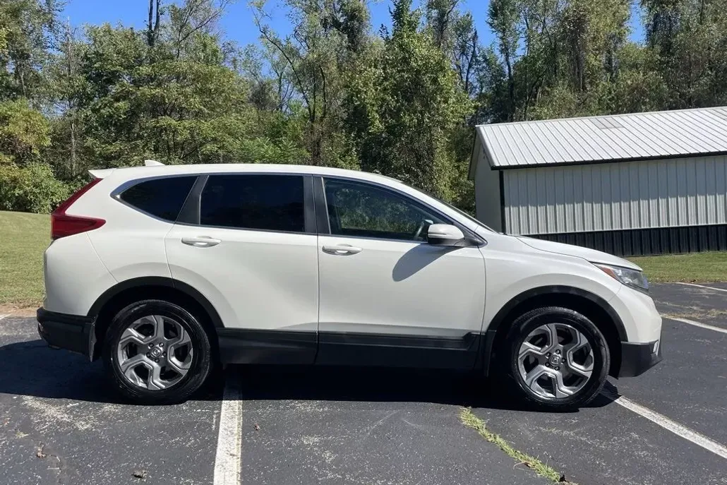 2017 Honda CR-V EX-L photo 1