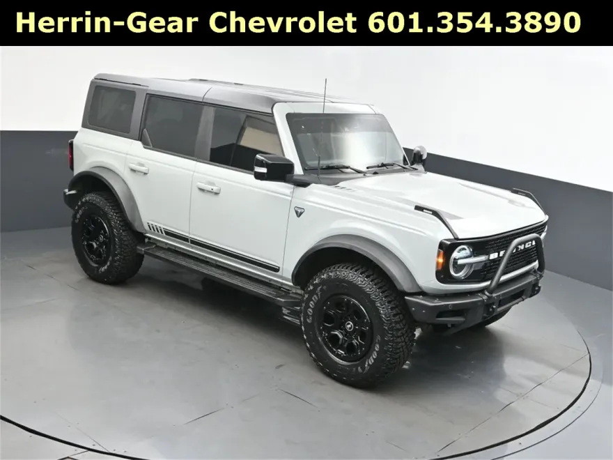 2021 Ford Bronco First Edition photo 1