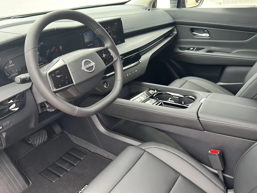 2025 Nissan Murano SV photo 1