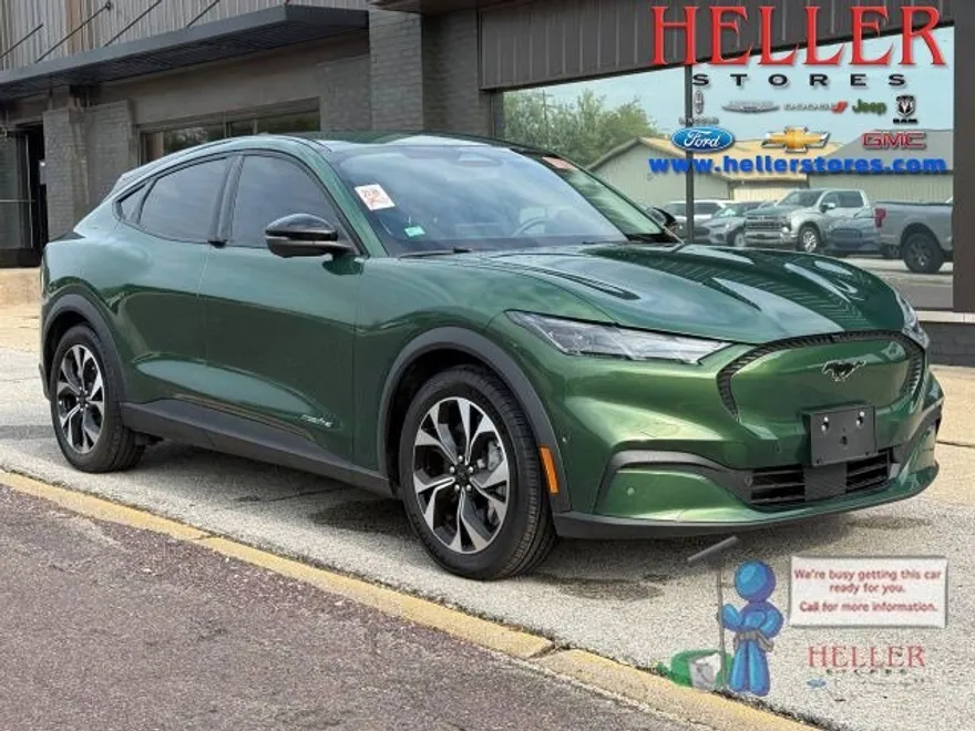 2024 Ford Mustang Mach-E Select photo 1