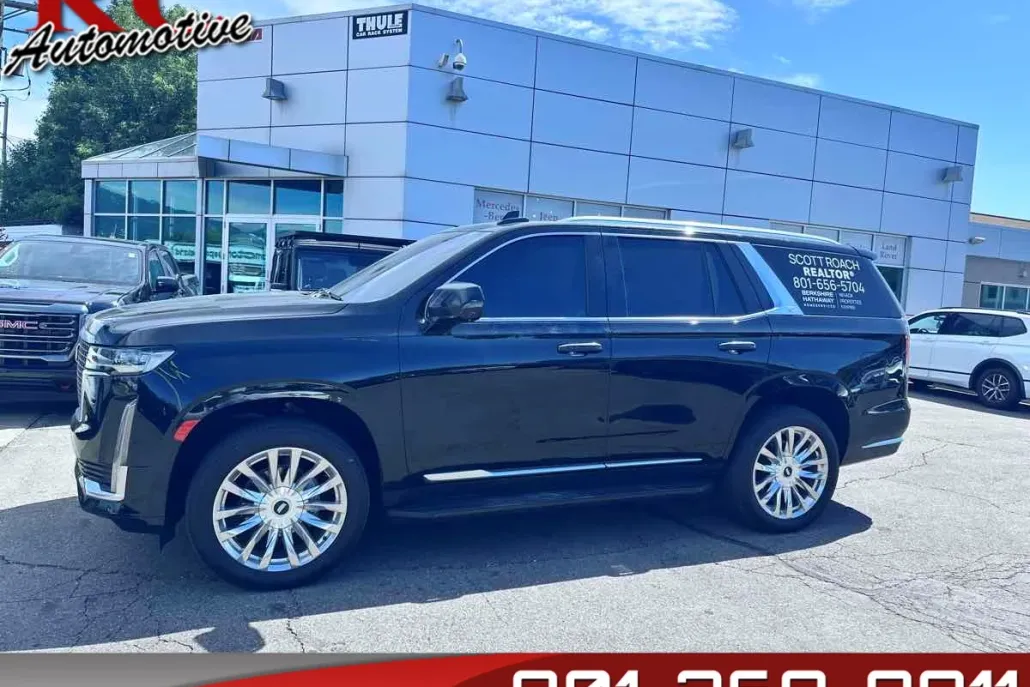 2023 Cadillac Escalade Premium Luxury photo 1