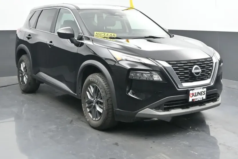 2023 Nissan Rogue S photo 1