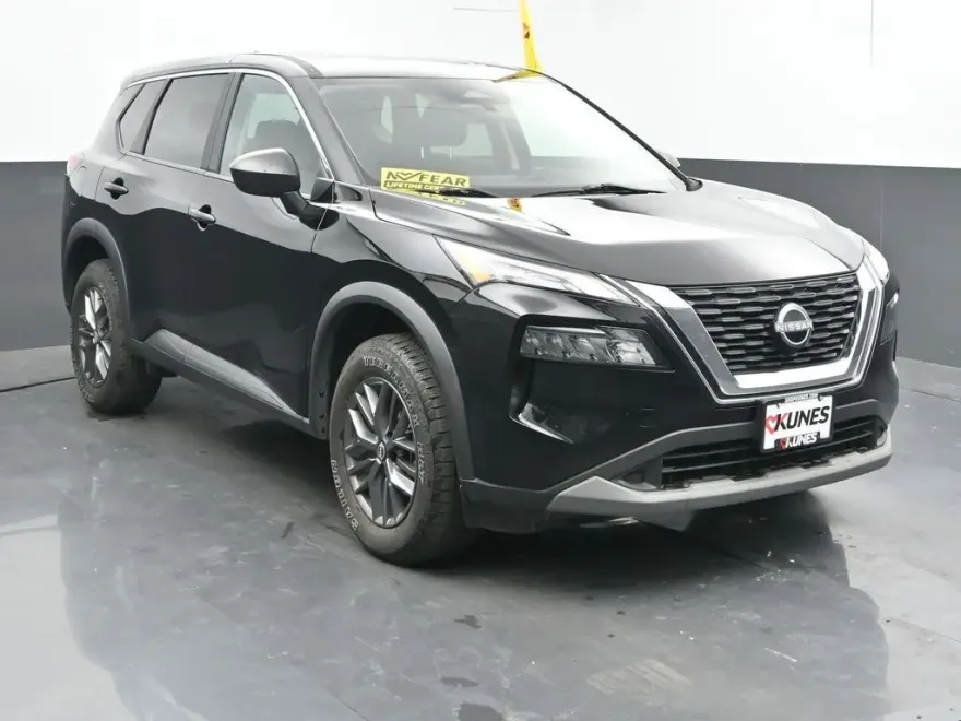2023 Nissan Rogue S photo 1