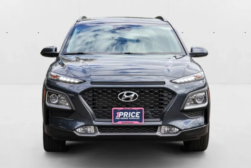 2020 Hyundai Kona SEL Plus photo 1