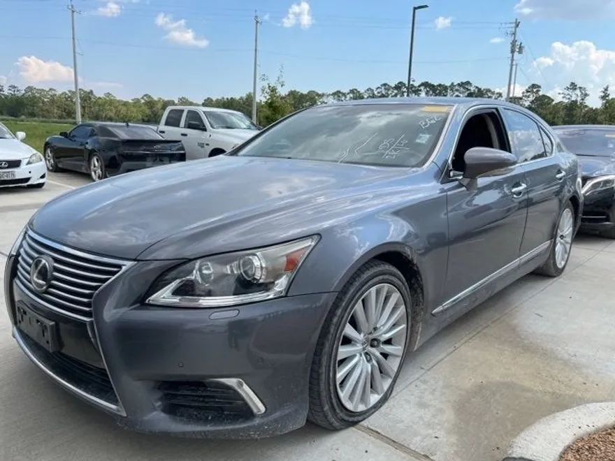 2014 Lexus LS 460 photo 1