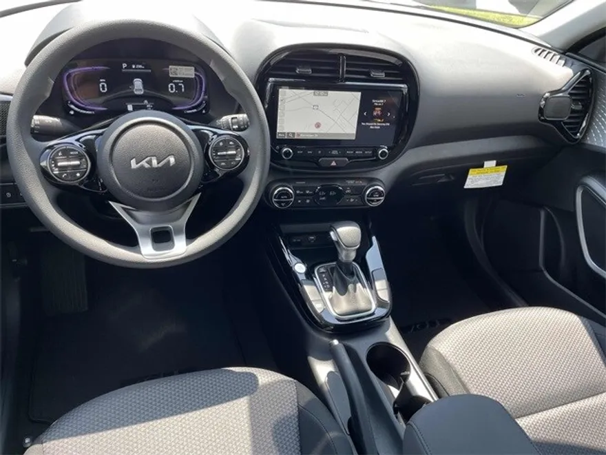 2025 Kia Soul S photo 1