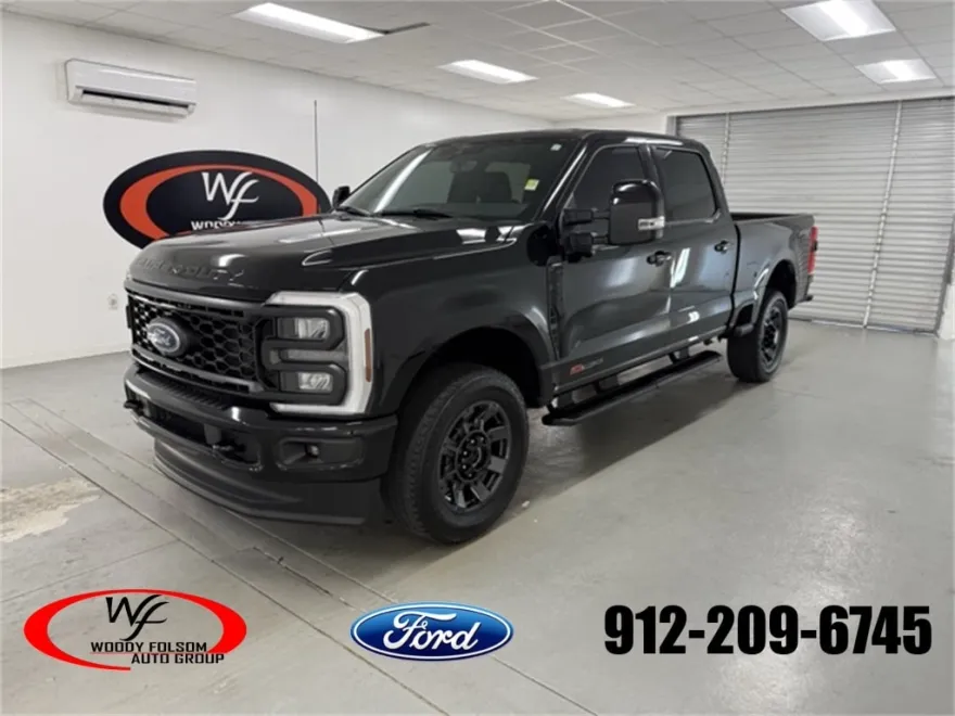 2024 Ford F-250 Lariat photo 1
