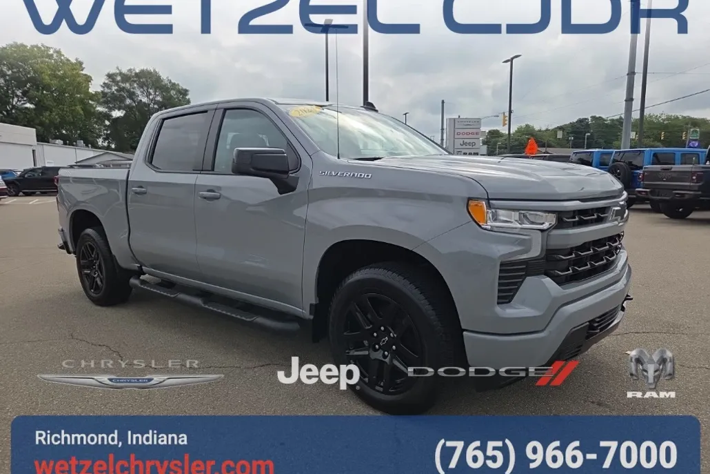 2024 Chevrolet Silverado 1500 RST photo 1