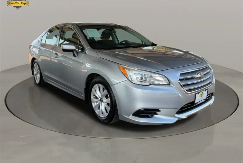 2016 Subaru Legacy 2.5i Premium photo 1