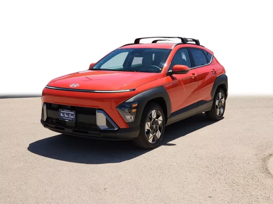 2025 Hyundai Kona SEL photo 1