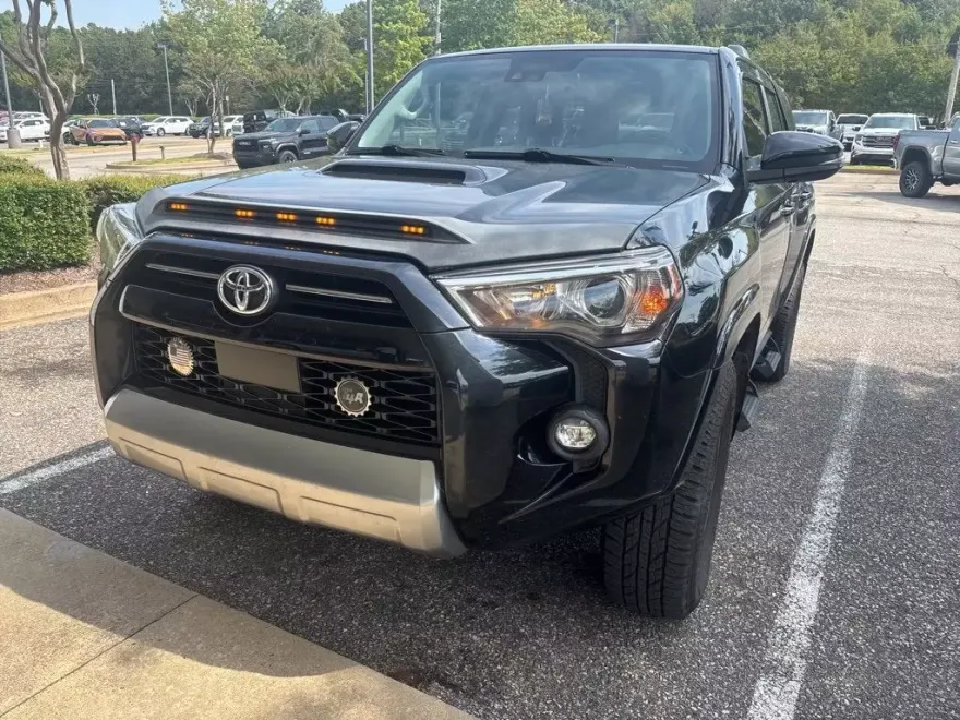 2022 Toyota 4Runner TRD Premium photo 1