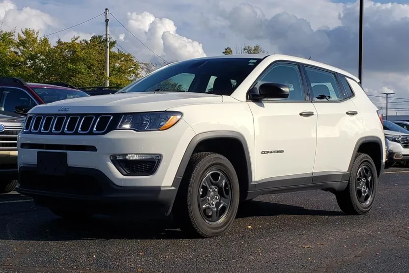 2020 Jeep Compass Sport photo 1