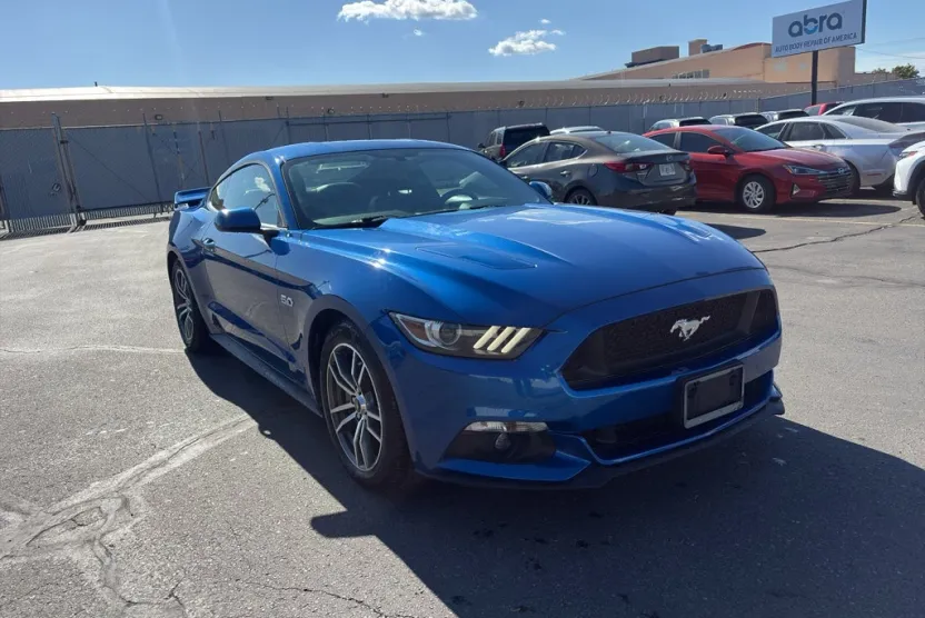 2017 Ford Mustang GT photo 1