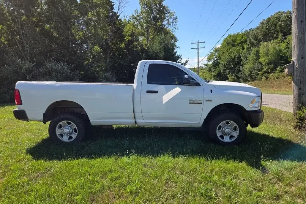 2017 Ram 2500 Tradesman photo 1