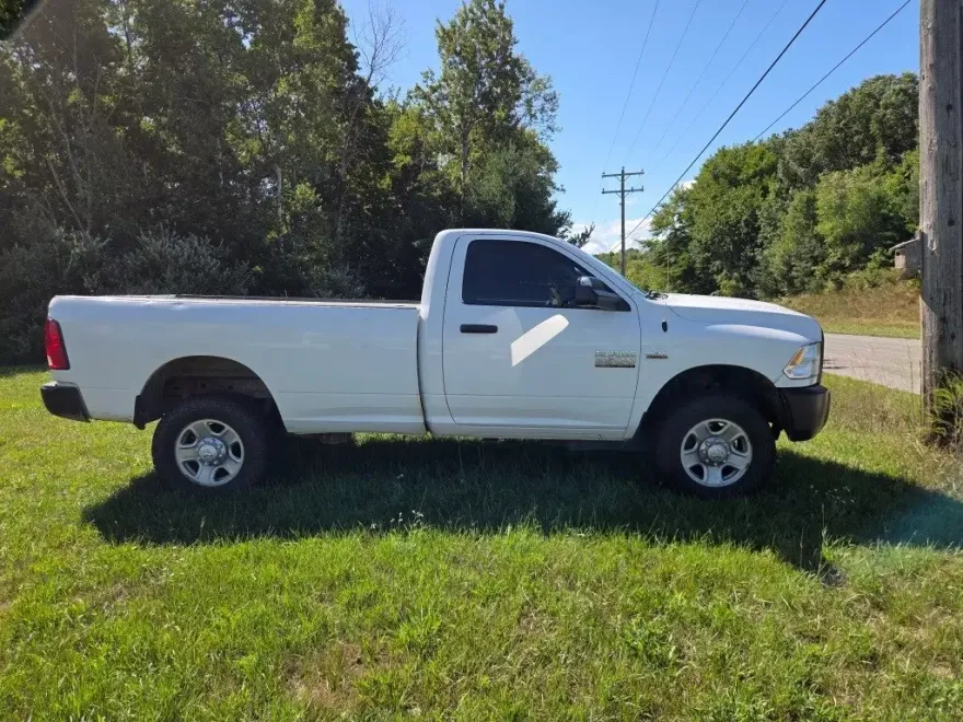 2017 Ram 2500 Tradesman photo 1