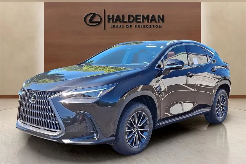 2026 Lexus NX 350 Premium photo 1