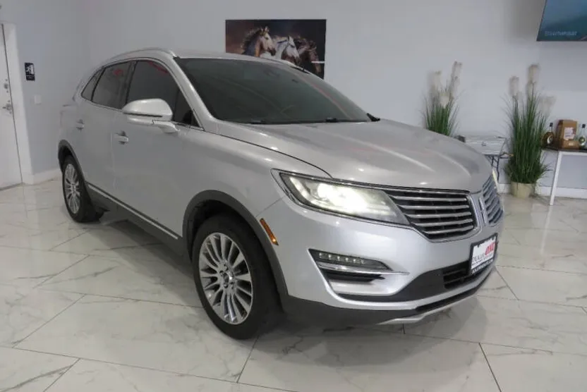 2016 Lincoln MKC Reserve photo 1
