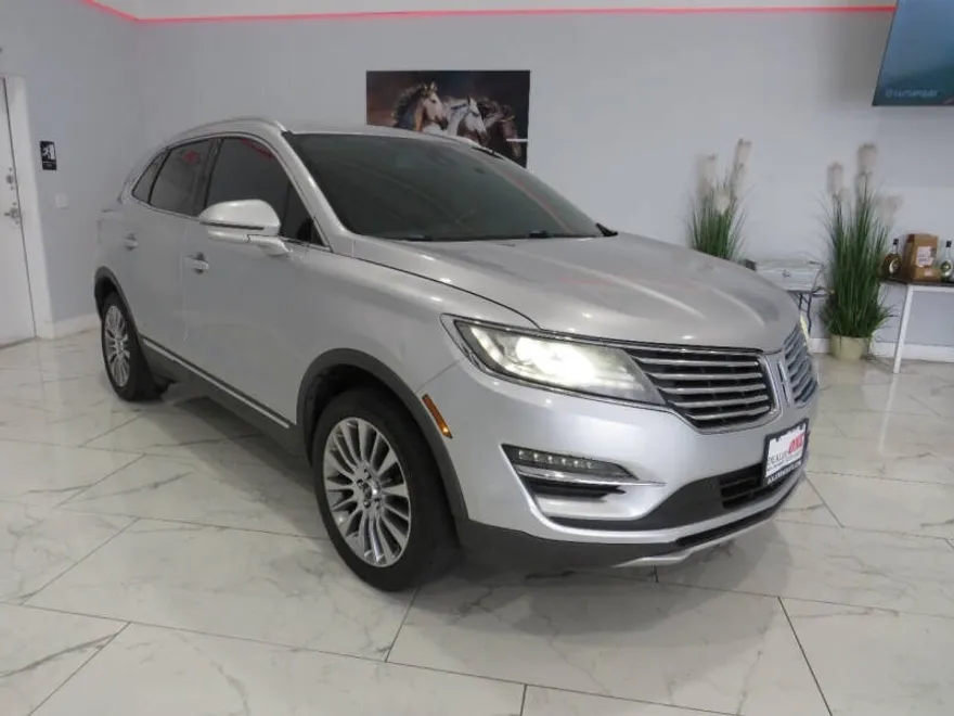 2016 Lincoln MKC Reserve photo 1