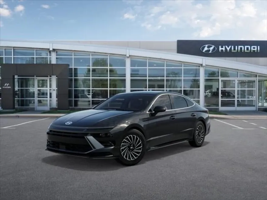 2025 Hyundai Sonata Hybrid SEL photo 1