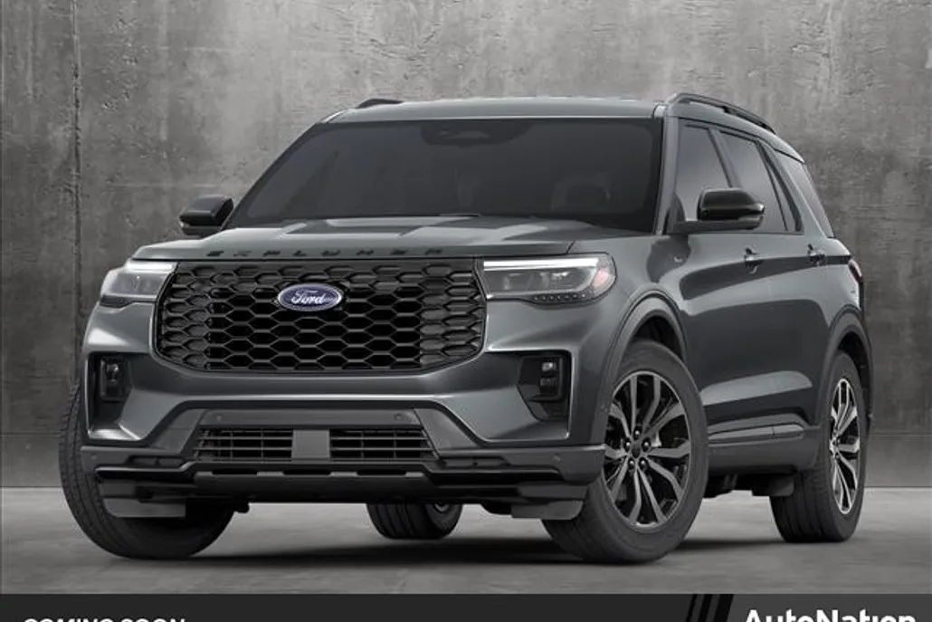 2025 Ford Explorer ST-Line photo 1