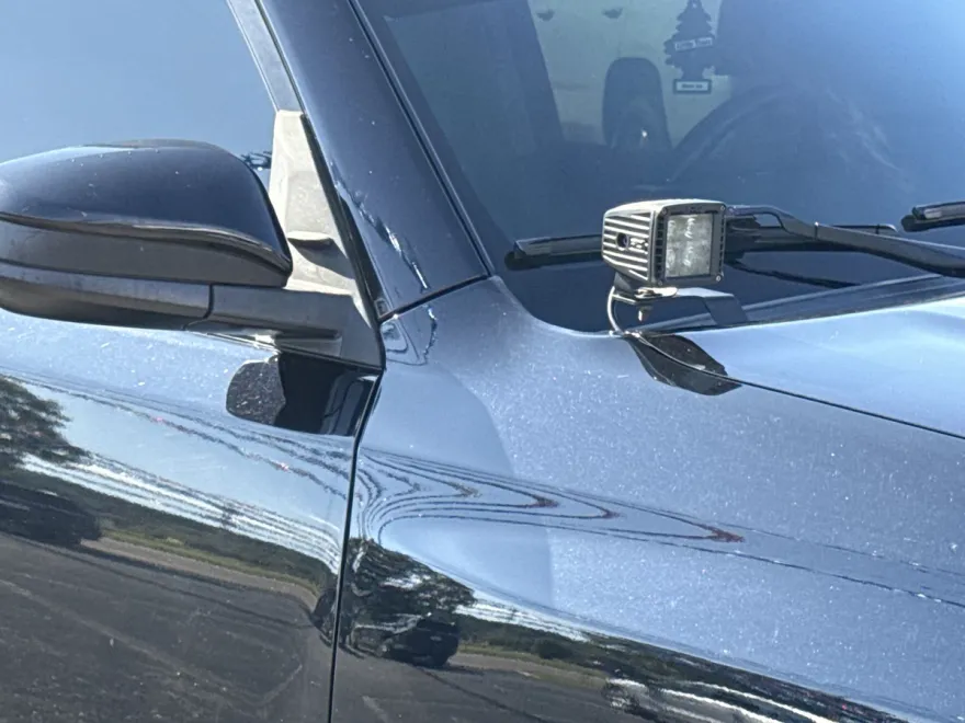 2018 Toyota 4Runner SR5 photo 1