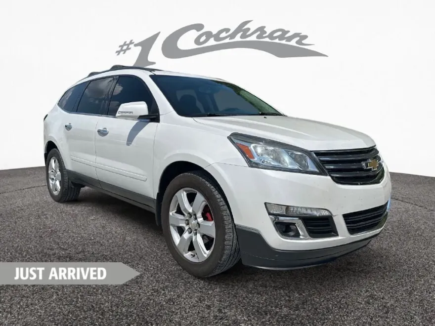 2017 Chevrolet Traverse 1LT photo 1
