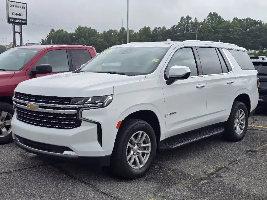 2023 Chevrolet Tahoe LT photo 1