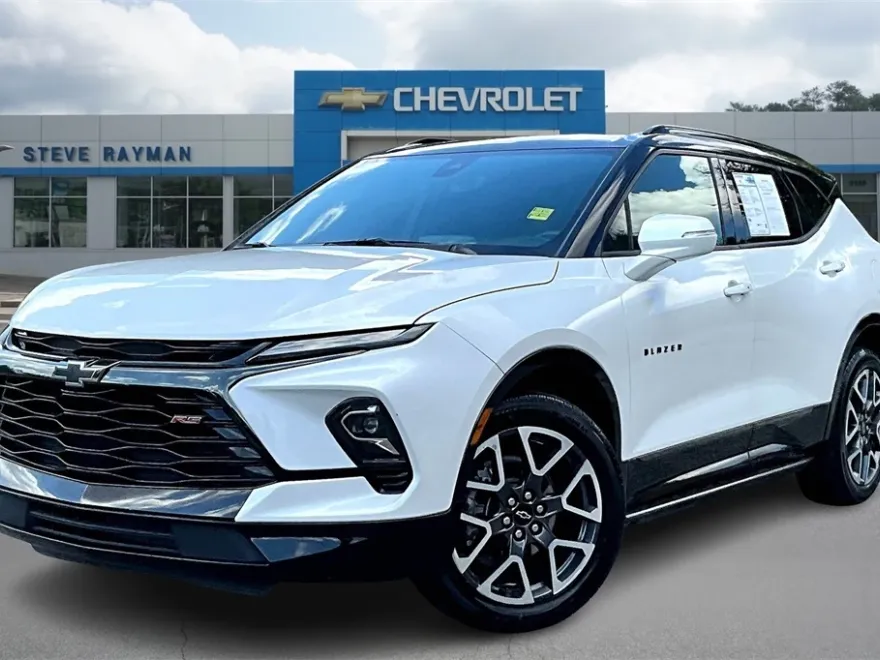 2023 Chevrolet Blazer RS photo 1
