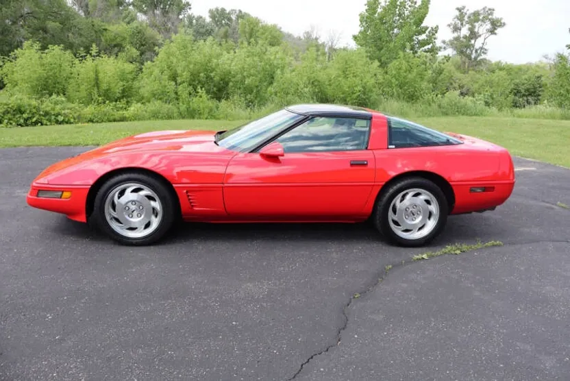 1996 Chevrolet Corvette Convertible photo 1