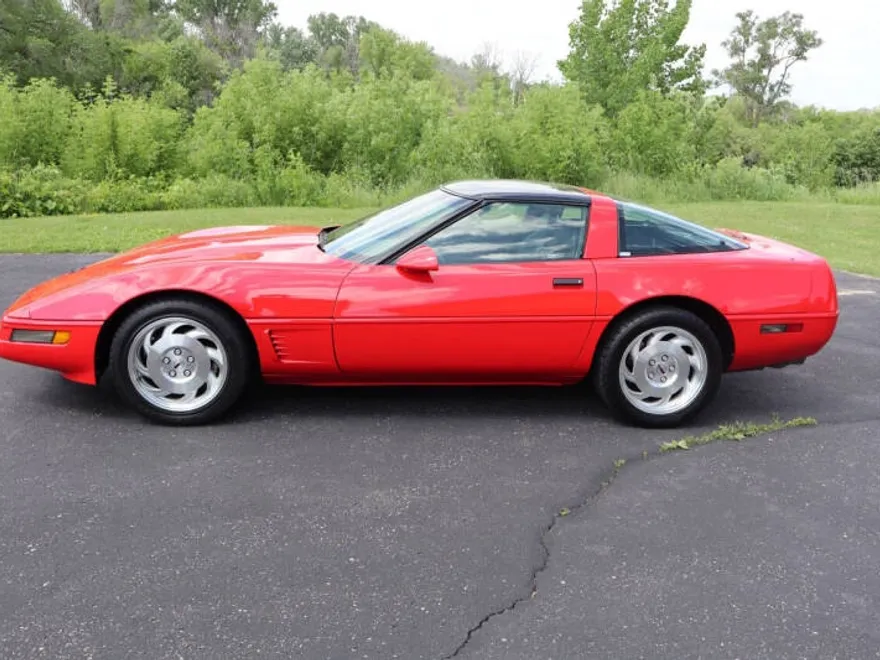 1996 Chevrolet Corvette Convertible photo 1