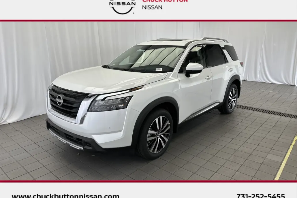 2025 Nissan Pathfinder Platinum photo 1