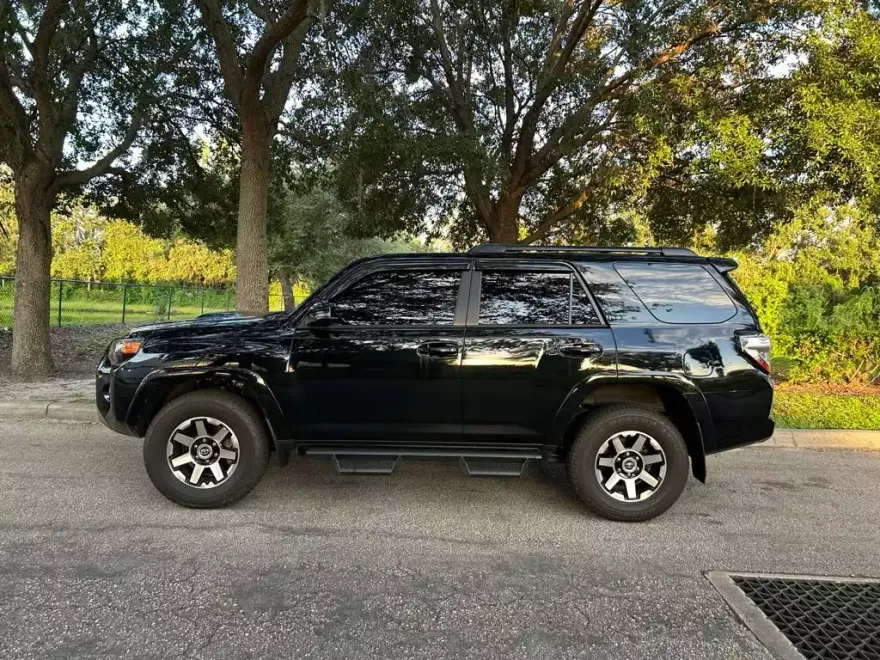 2024 Toyota 4Runner TRD Off-Road Premium photo 1