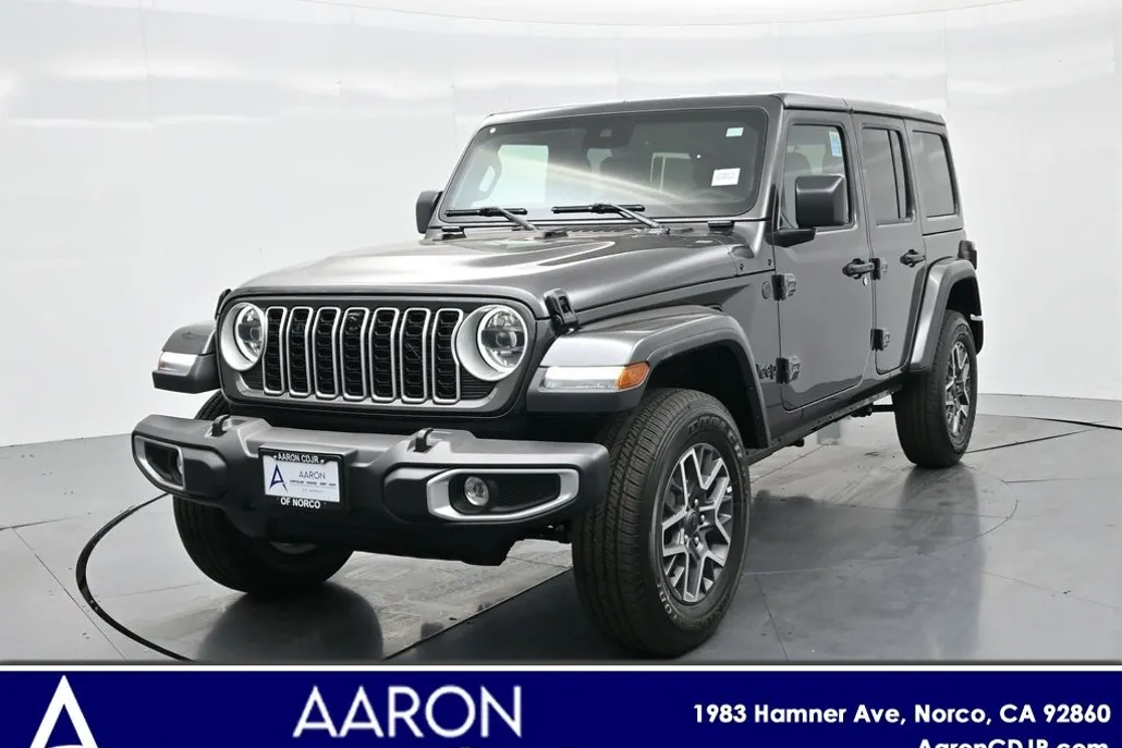 2025 Jeep Wrangler Sahara photo 1