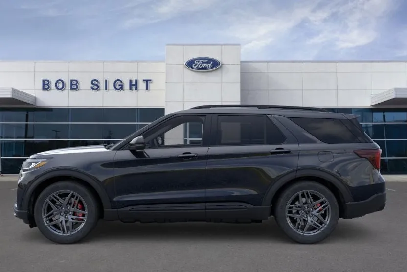 2025 Ford Explorer ST photo 1