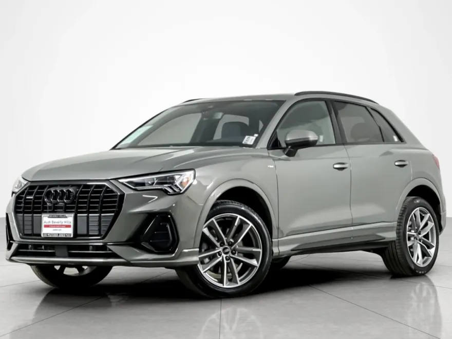 2025 Audi Q3 S line Premium 45 TFSI photo 1