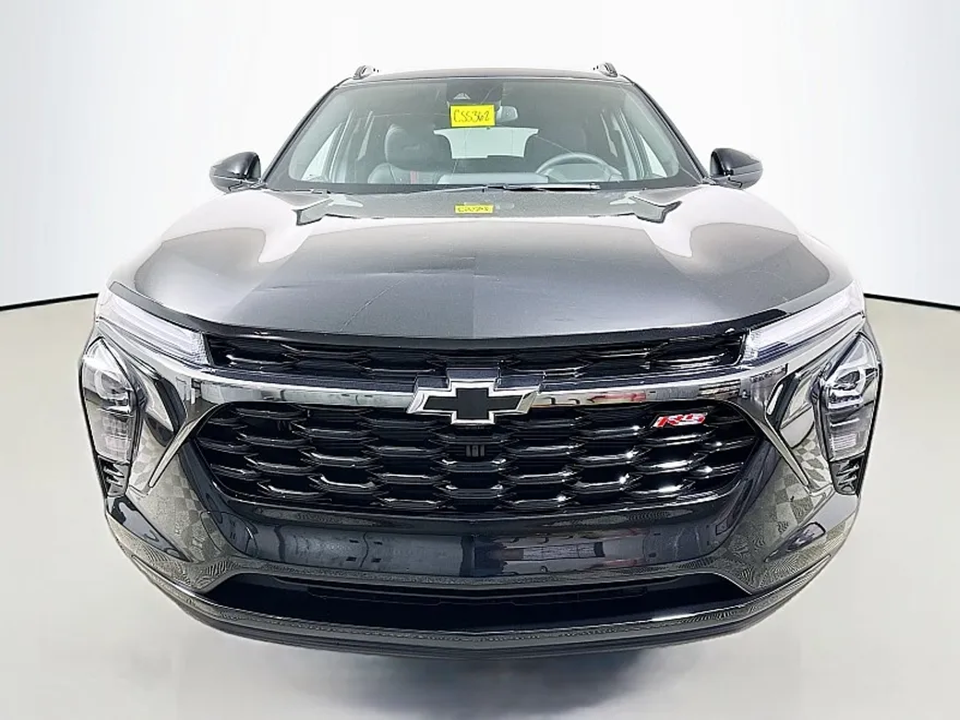 2025 Chevrolet Trax photo 1