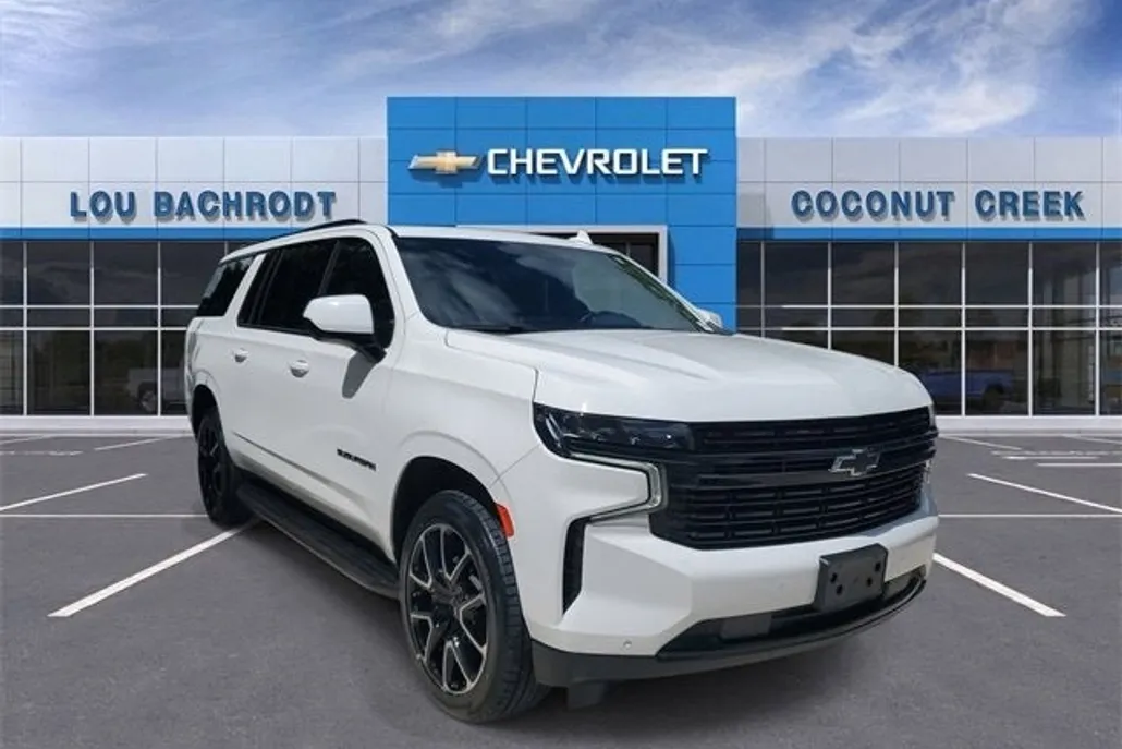 2024 Chevrolet Suburban RST photo 1