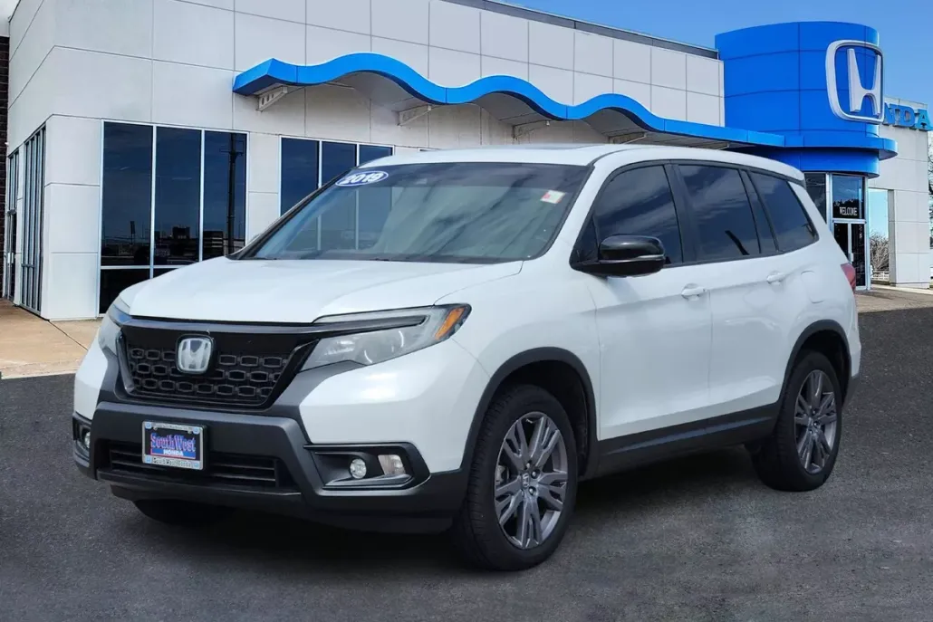 2019 Honda Passport EX-L photo 1
