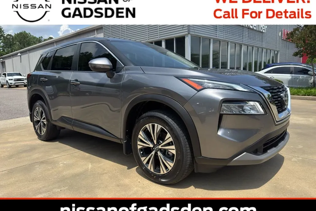 2022 Nissan Rogue SV photo 1
