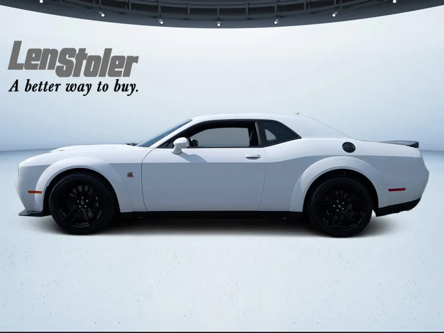 2023 Dodge Challenger R/T Scat Pack Widebody photo 1