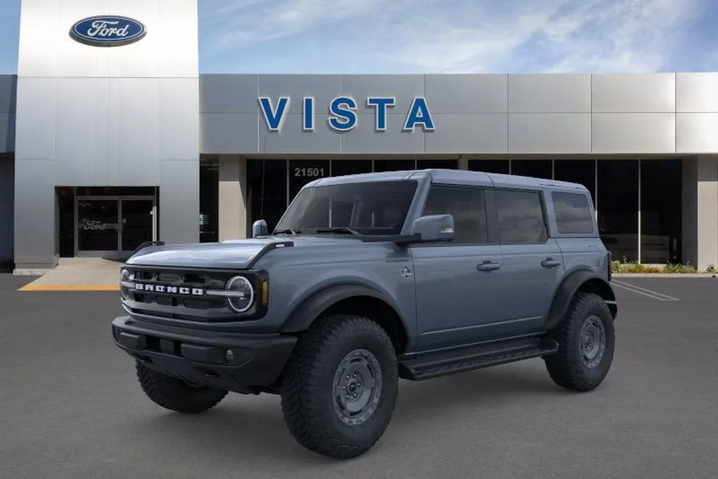 2025 Ford Bronco Outer Banks photo 1