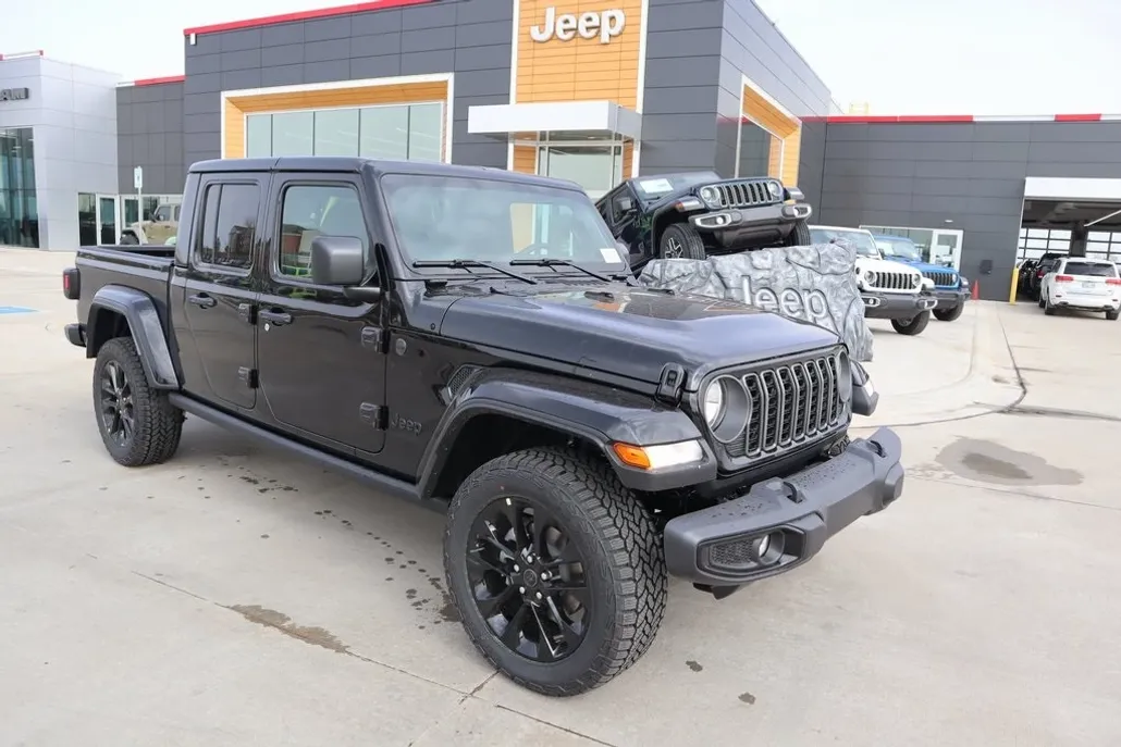 2025 Jeep Gladiator Sport photo 1