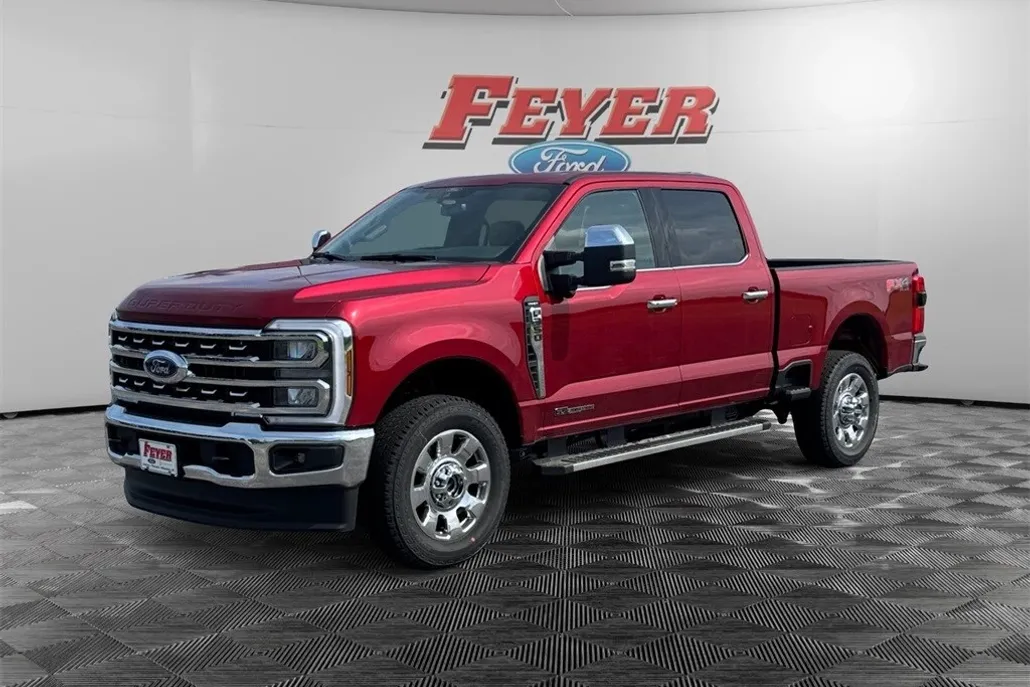 2025 Ford F-350 Lariat photo 1